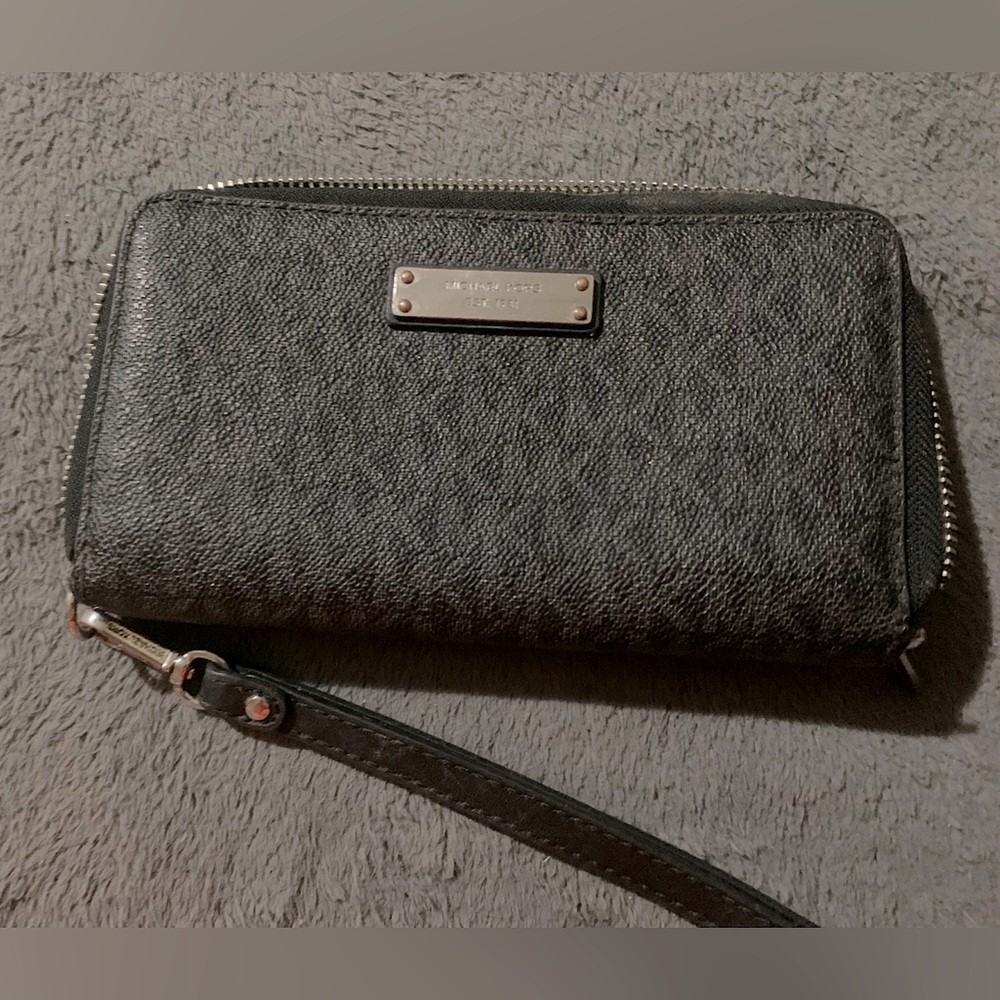 COPY - Black and gray Michael Kors Wallet